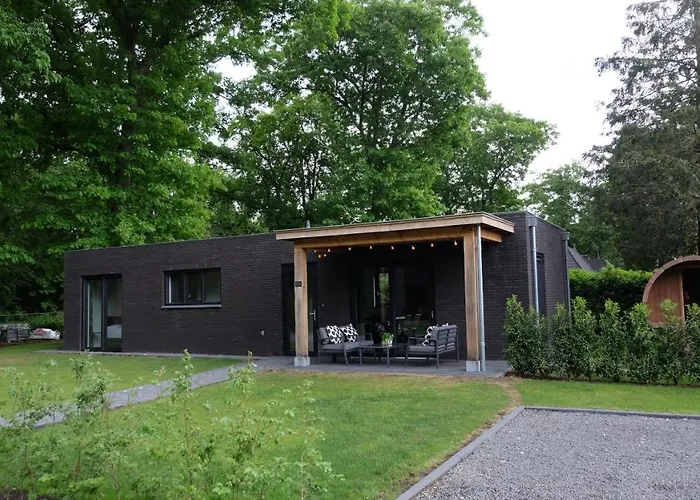 The White Oak - Luxe 4 Persoons Bungalow Met Prive Sauna Voorthuizen