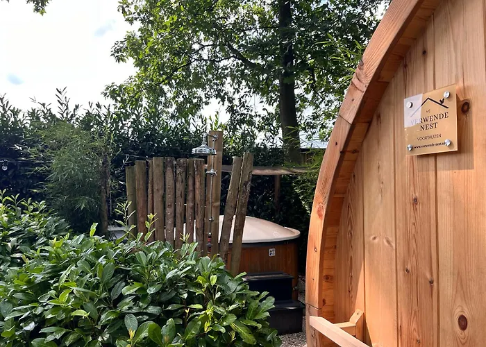 Boslodge Het Verwende Nest met privé Hottub Voorthuizen